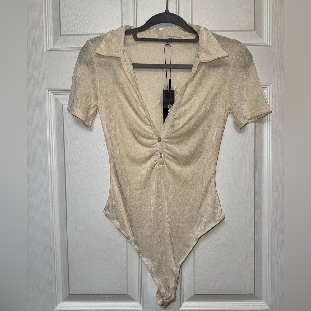 Fashion Nova V-Neck Bodysuit